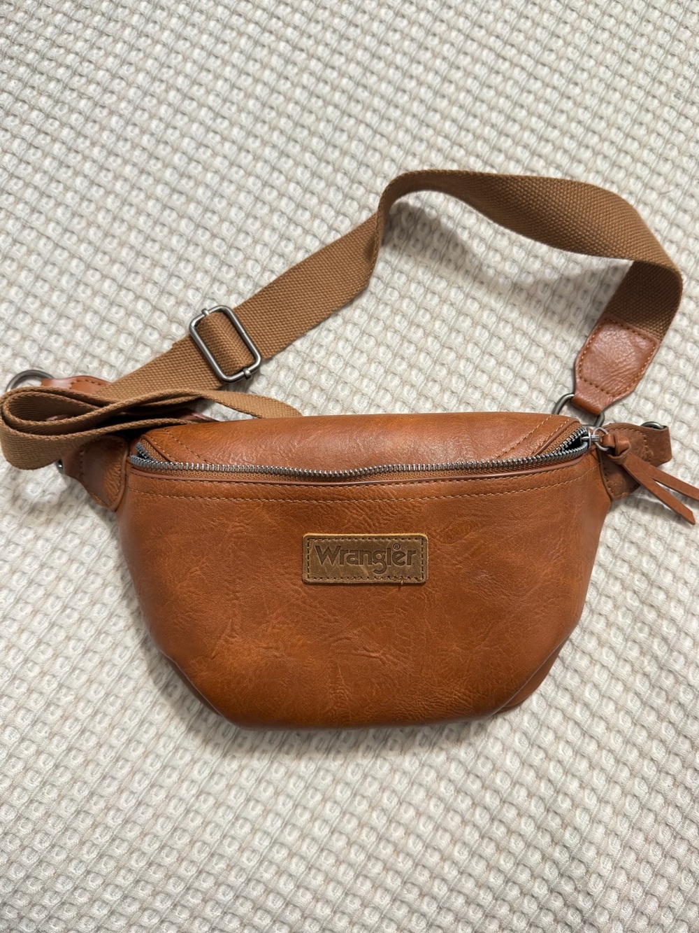 Wrangler Crossbody